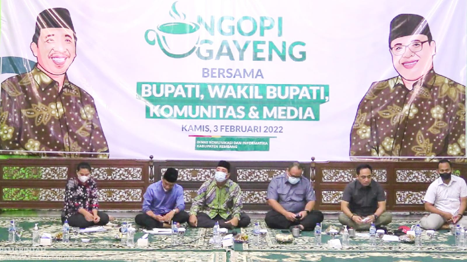 Ngopi Gayeng: Bupati Berharap Komunitas Beri Informasi Valid di Medsos