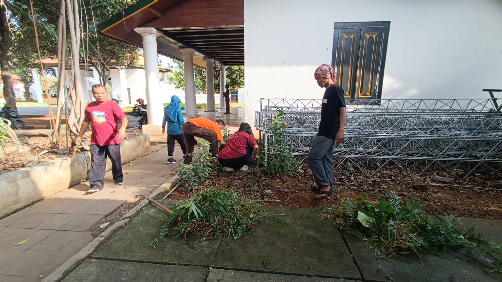 KERJA BAKTI DALAM RANGKA PERINGATAN HARI PEDULI SAMPAH NASIONAL (HPSN) TAHUN 2024